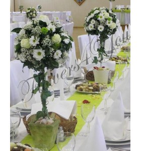 Aranjament floral nunta trandafiri gipsofila crizantema