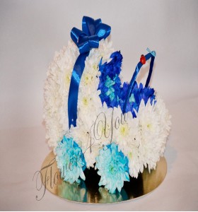 Aranjament floral botez carucior
